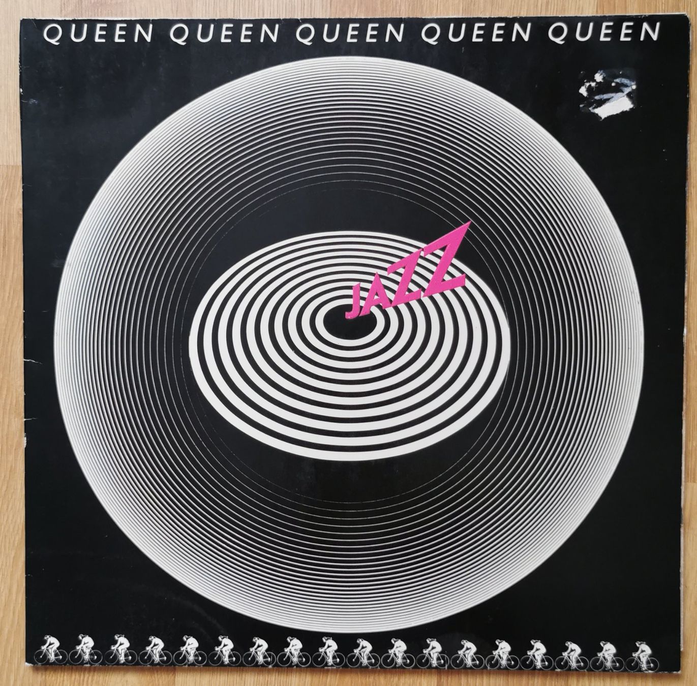Dischi in vinile: QUEEN - JAZZ   Vinyl LP 1978 – Usato da Birsfelden venduto da dsc_f8gx