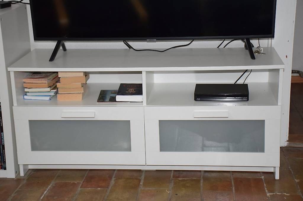 Ikea Meubles TV: Meuble TV IKEA Brimnes – D'occasion à Lausanne par loubilou26