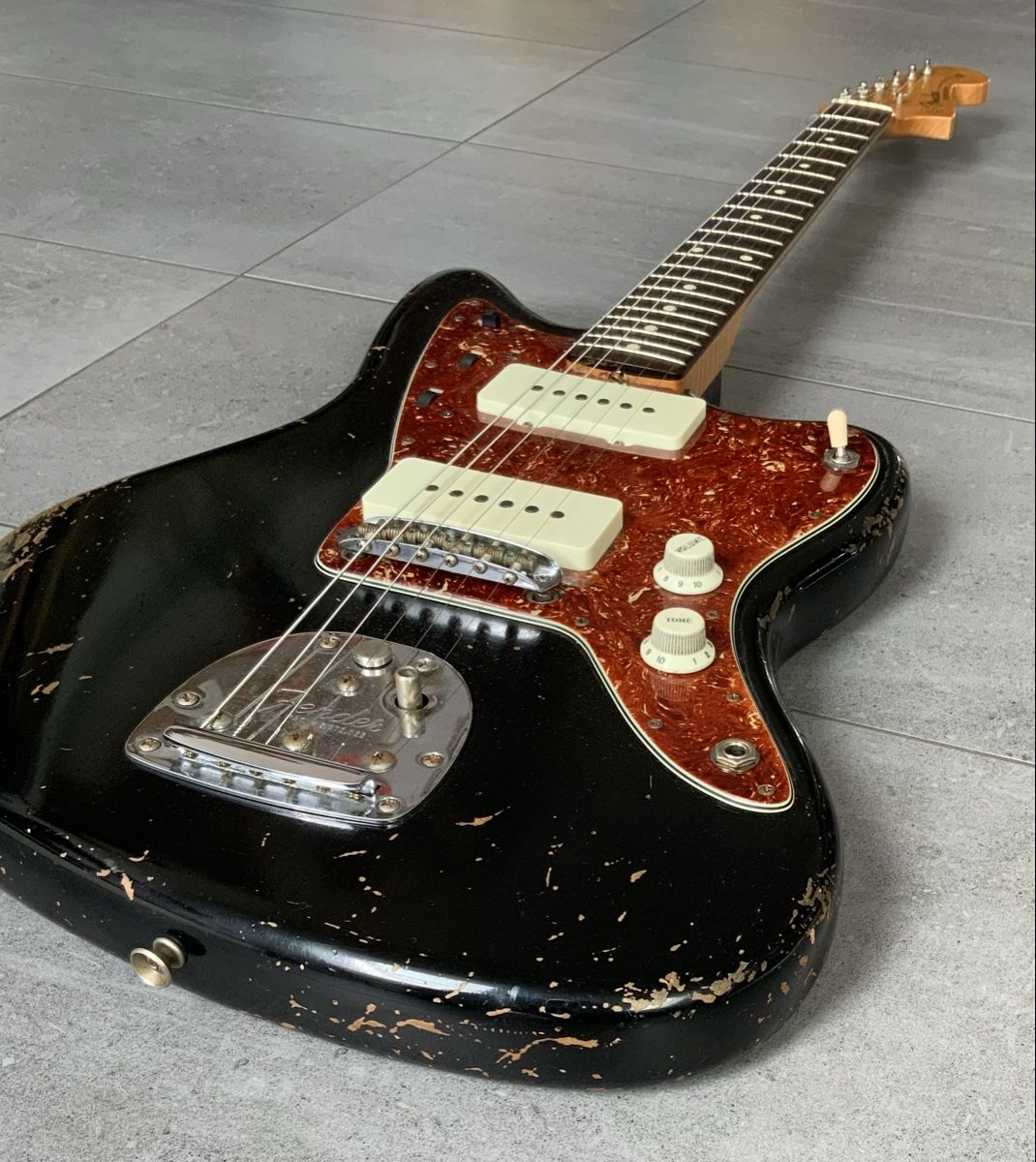 Fender Strumenti musicali: Fender jazzmaster 62 dale Wilson  – Usato da Ballens venduto da _ah_jd7m 9