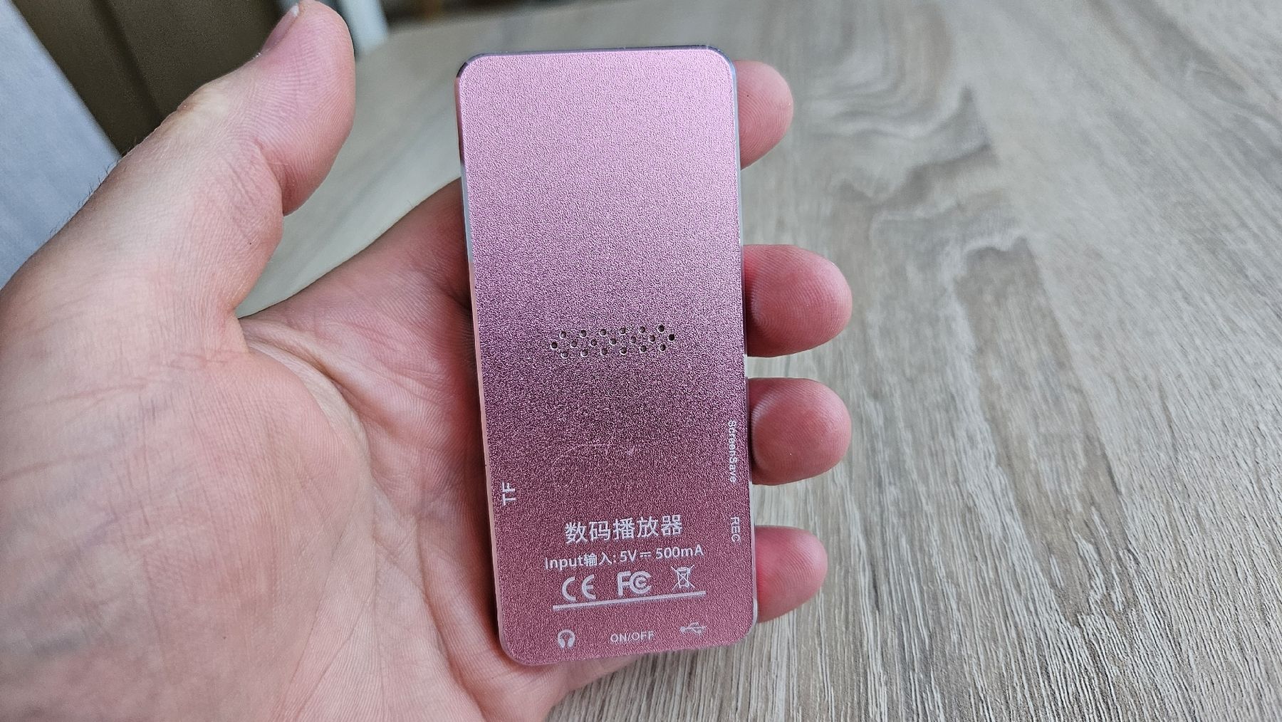 Sistemi audio & multimediali: MP3-Player – Usato da Jona venduto da vik_j6r6 6