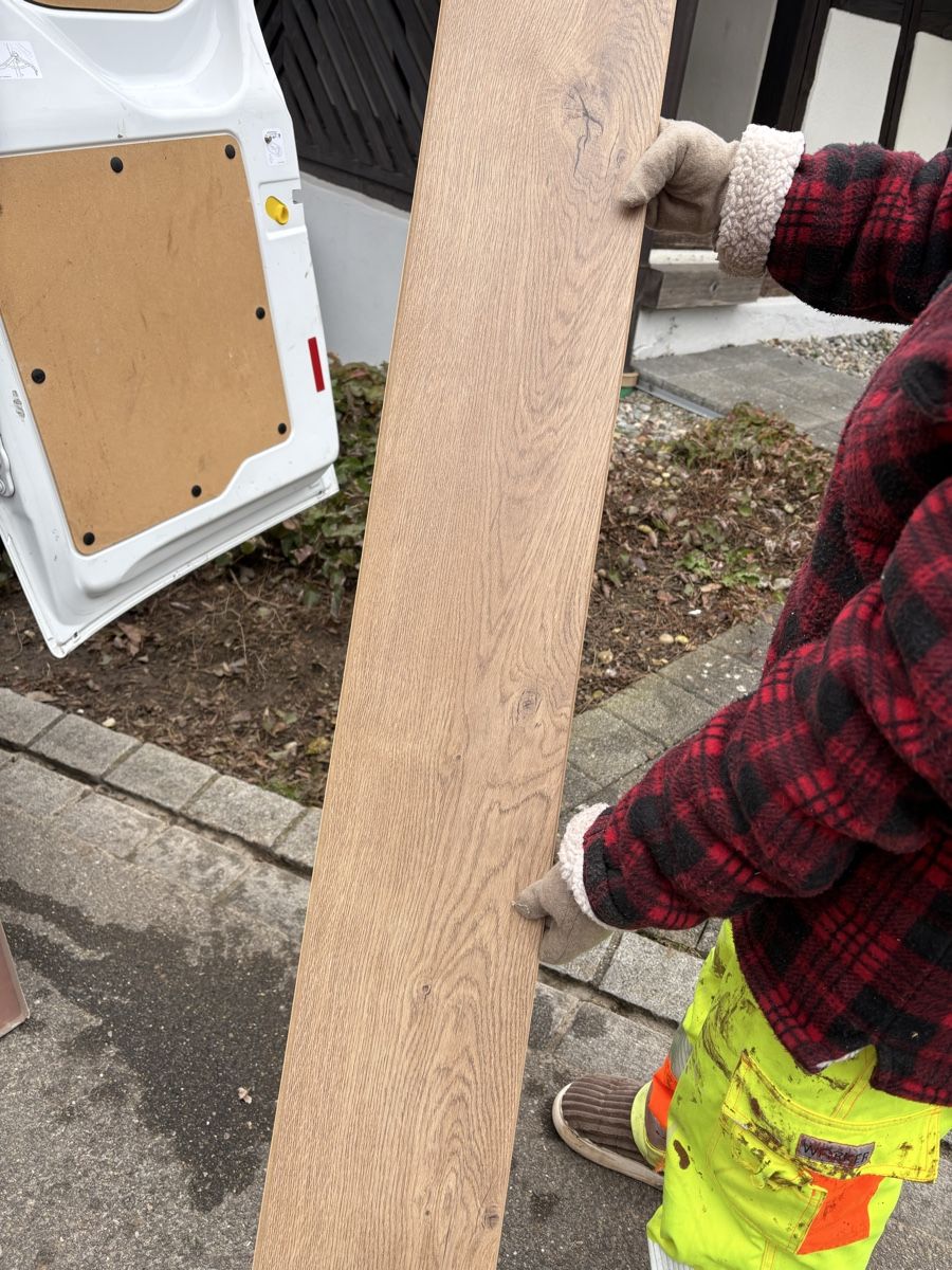 Rivestimenti per pavimenti: Laminat, Eiche natur, 11 Packungen, neu. – Nuovo e nell'imballaggio originale da Wil ZH venduto da Chinchinx 4