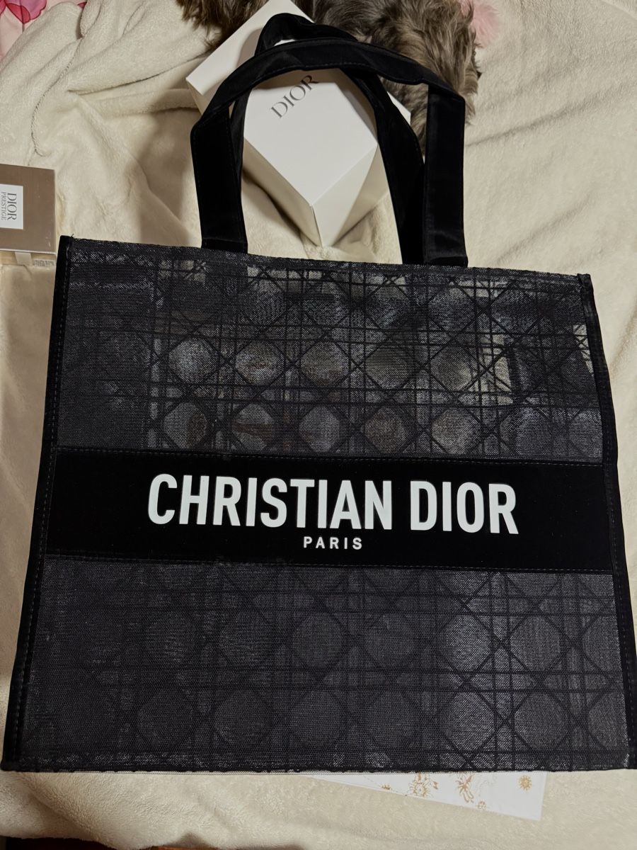 Dior Taschen: Dior Black Mesh Tote – Neu und originalverpackt aus Luzern von sas_r89l