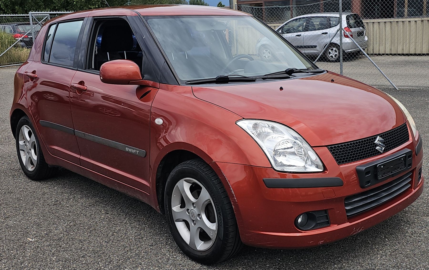 Suzuki Autos: suzuki swift 4x4  – Défectueux à Chavornay par lev_qnm6 2