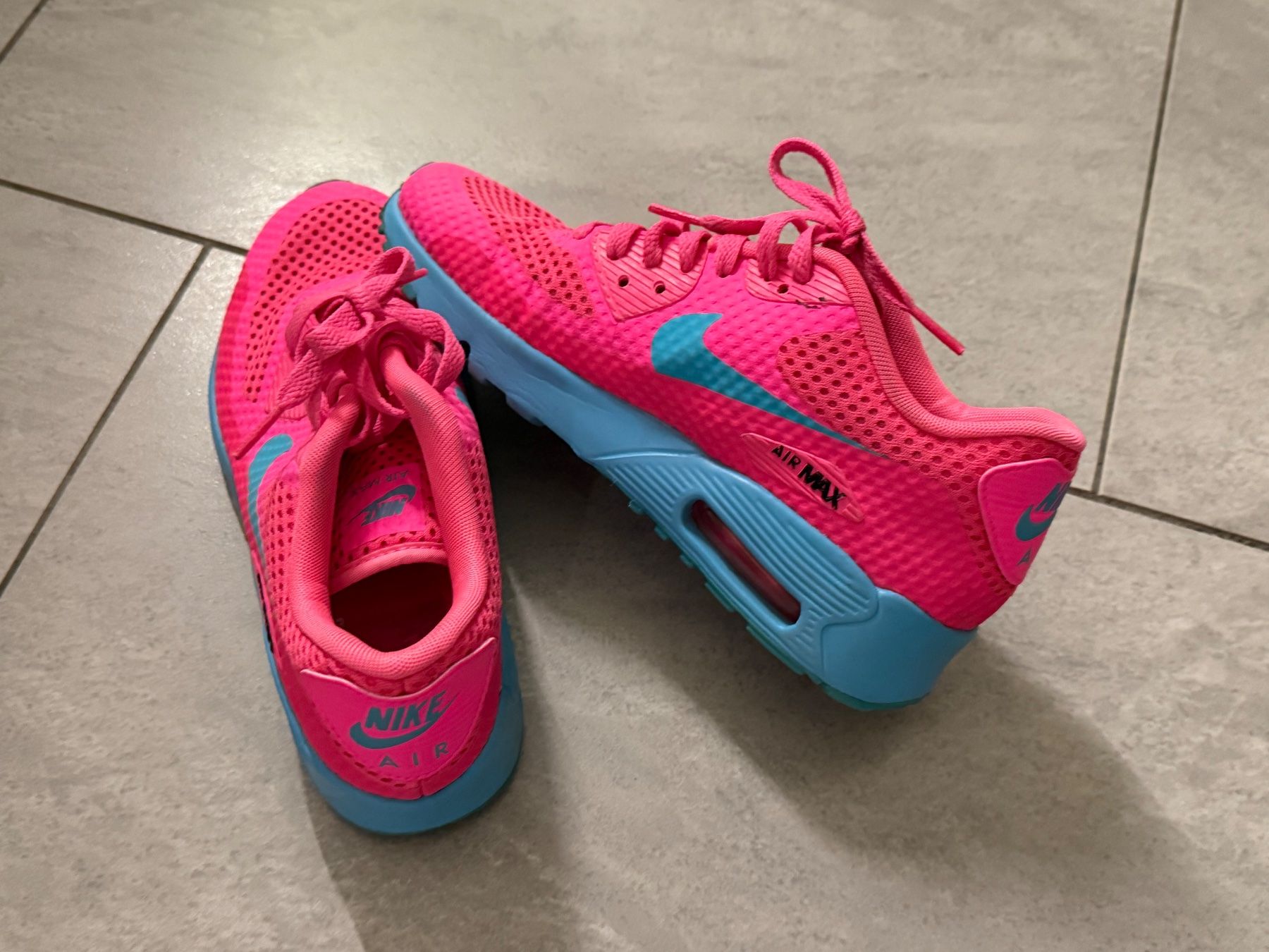 Nike Scarpe da donna: Sneaker - Grösse 36.5 - Nike Air Max – Usato da Bülach venduto da Loredana13 2