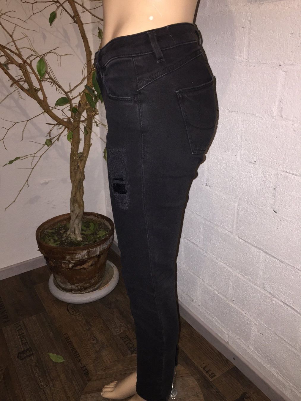 Pinko Jeans: PINKO Jeans   Taille/Grosse W 27 – Gebraucht aus Cossonay-ville von Super-Price-Quality 2