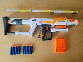 Nerf Recon MK II mit Magazin und 12 Darts
