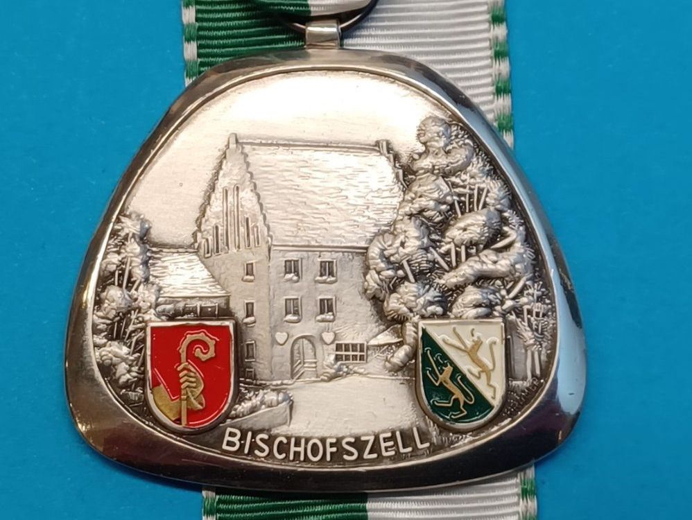 Medaglie: Bischofszell 1981  (S88) – Usato da Schwanden GL venduto da Suvorov