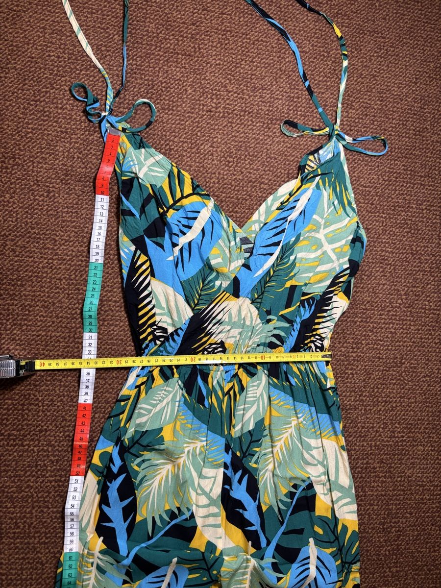 Vestiti: Summer – Usato da Genève venduto da Second_Hand_Ch