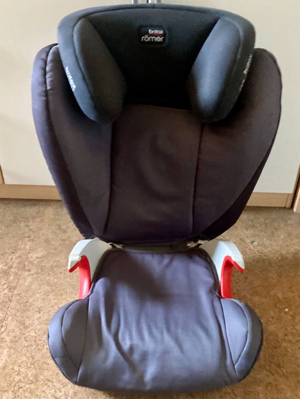Britax Römer Seggiolini per auto: Britax Römer Kinder - Autositz – Usato da Bassersdorf venduto da Yul99