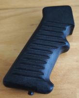 Griff für AR15 / M16 & Co. - Schwarz - Inkl. Montageschraube