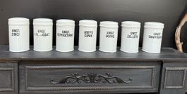 7x schöne Apothekerdosen weiss Keramik beschriftet Antik