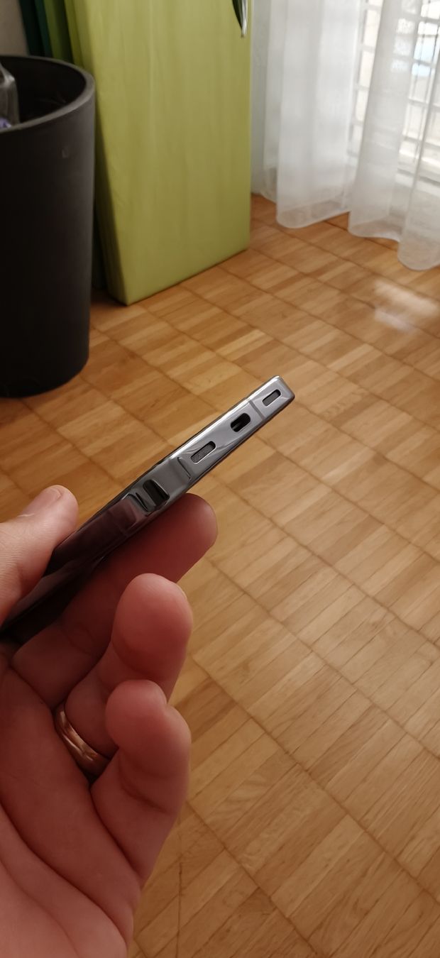 Google Telefoni cellulari / Smartphones: Google Pixel 10 pro 128GB Moonstone Grau mit oroginal Case – Nuovo (secondo la descrizione) da Bachenbülach venduto da SabriP 6