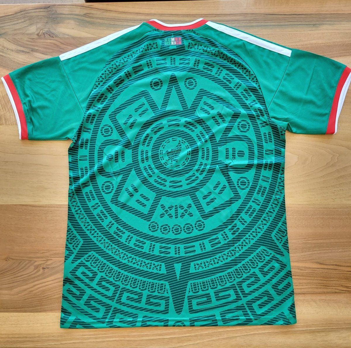 Canottiere & Pantaloni: Mexiko Heimtrikot WM 2026 – Nuovo (secondo la descrizione) da Zuzgen venduto da Flaeng 2