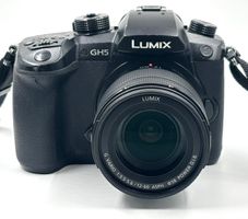 Panasonic Lumix DC - GH5 + 12-60mm