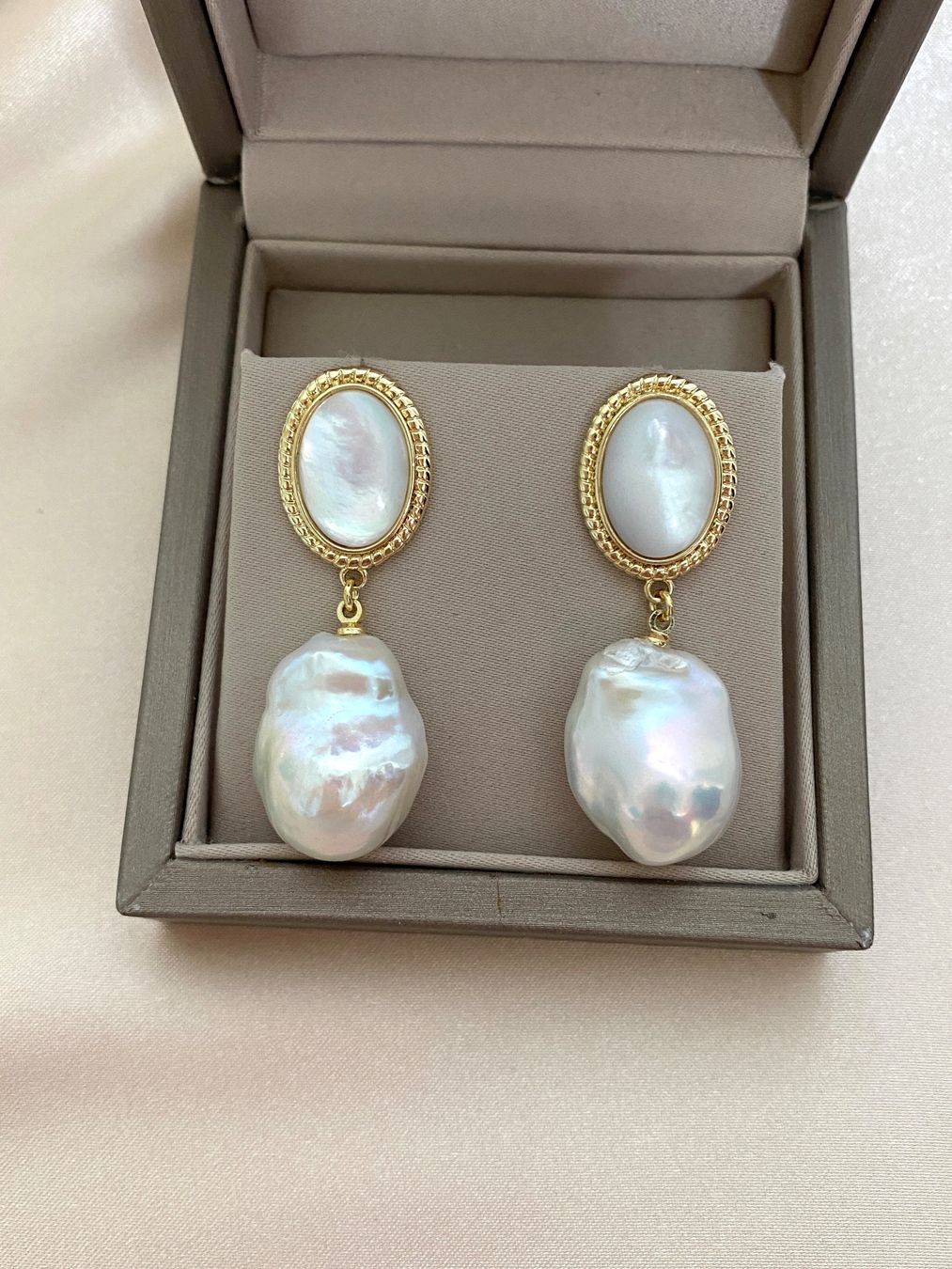 Catenine: Barock Perlen Kette echte Süßwasserperlen – Nuovo e nell'imballaggio originale da Sarnen venduto da Yingsperlen4 4