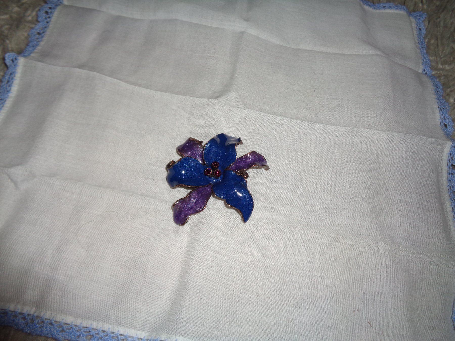 Spille & Fermagli: *** spezielle Brosche / oder Anhänger ***/ Blume ab 1.00 – Usato da Othmarsingen venduto da Leuchtturmlady
