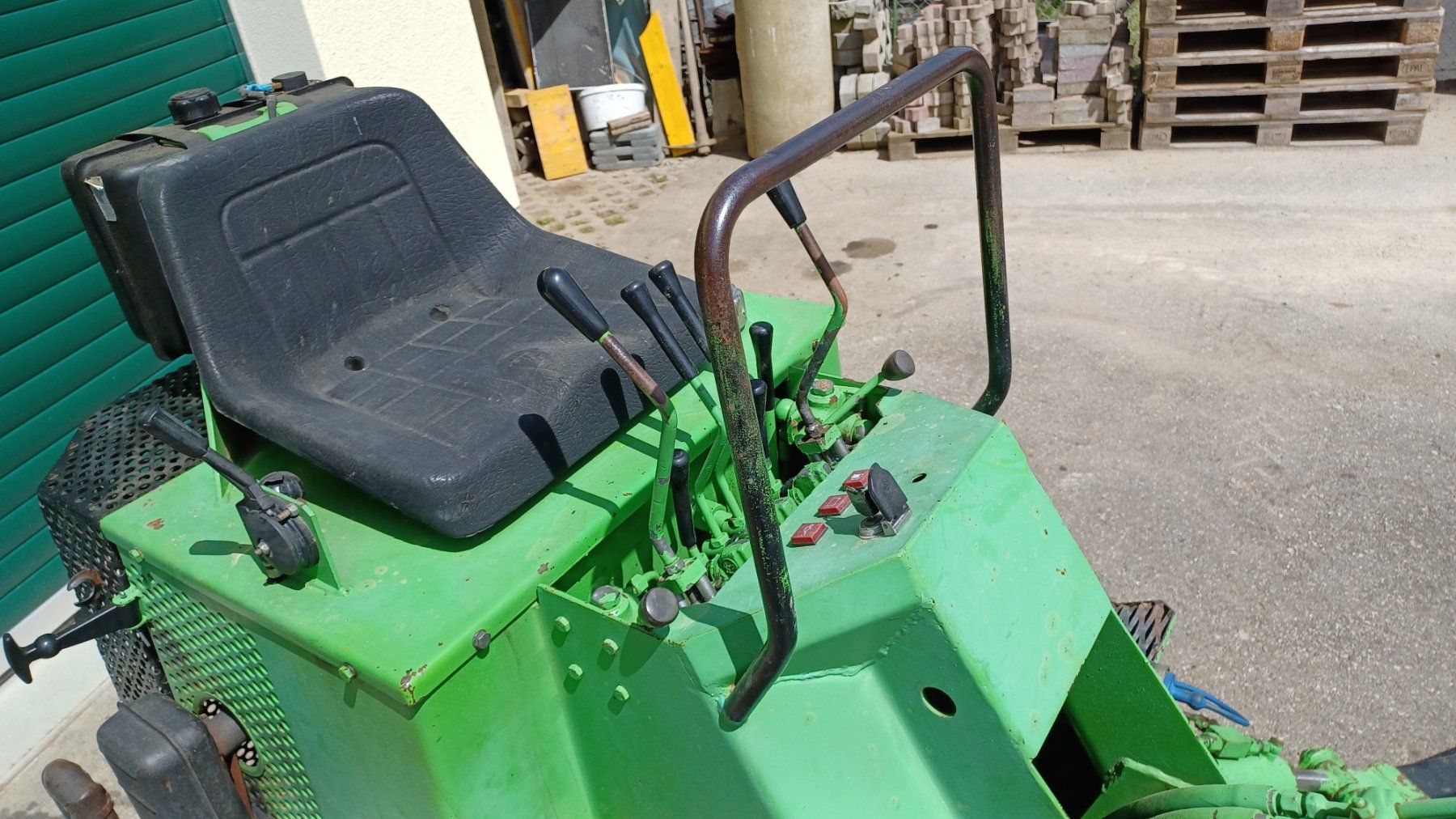 Escavatori: Kleinbagger zu Verkaufen ! – Usato da Suhr venduto da Bondi4 6