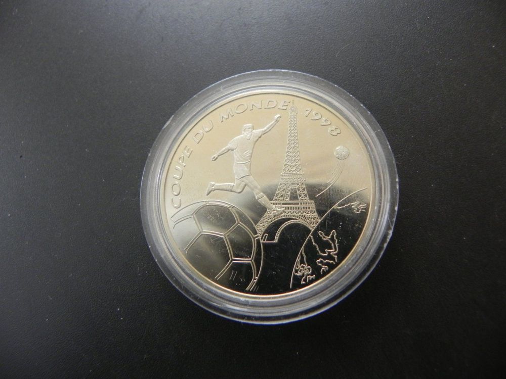 Médaille Officielle – Coupe Du Monde 1998 (Russie) – Monnaie De Paris – Argent
