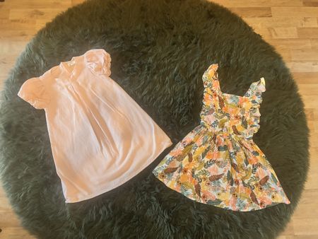 Sommerliche Mädchenkleider, Grösse 116, Top Zustand!