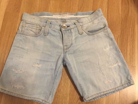 TWO WOMEN IN THE WORLD Jeans Shorts