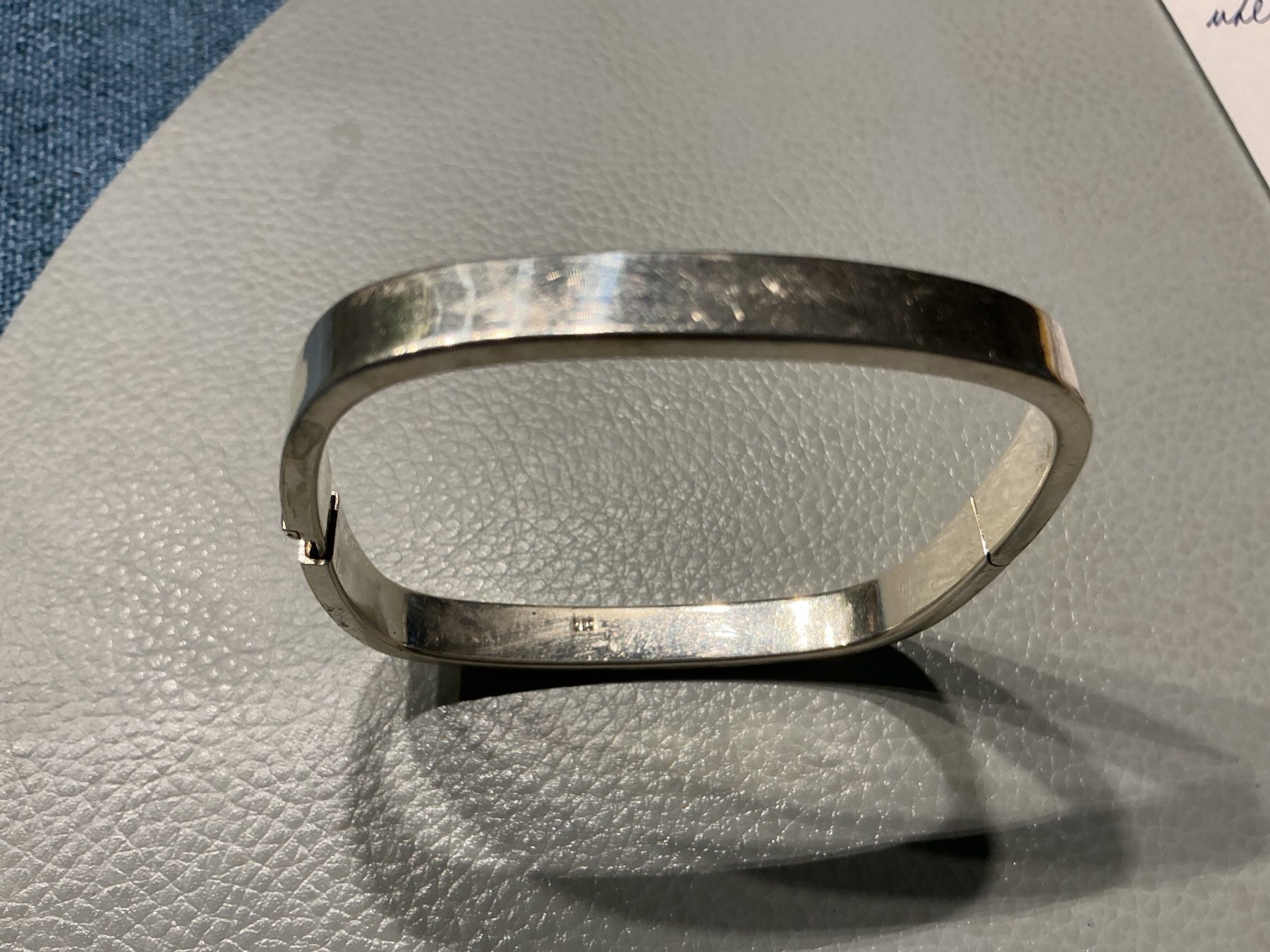 Armbänder & -reifen: Armreif Silber eckig – Gebraucht aus Wettingen von Andres54