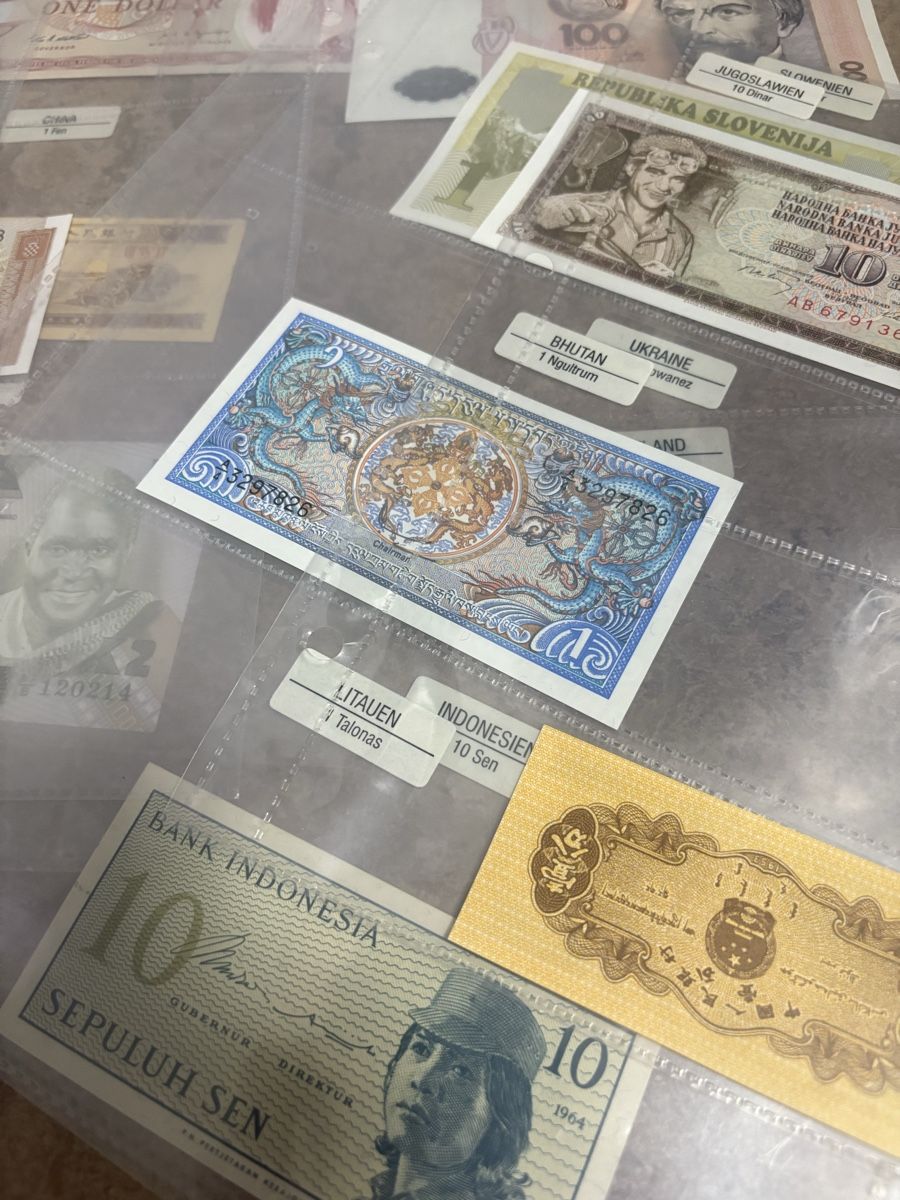 Banconote: Banknoten UNC !!!!!!!!!!!  – Nuovo (secondo la descrizione) da Erlinsbach venduto da chc_ppz5 1