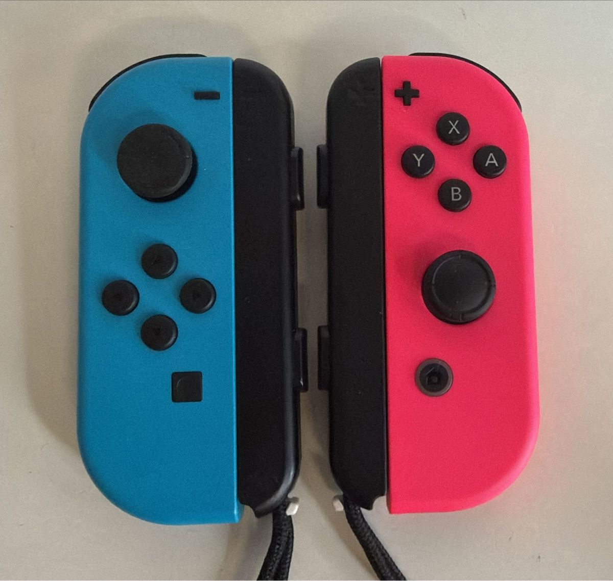 Nintendo Controller: Nintendo Switch Joy-Con Controllers Blue/Pink Set – Gebraucht aus Ehrendingen von bubulence