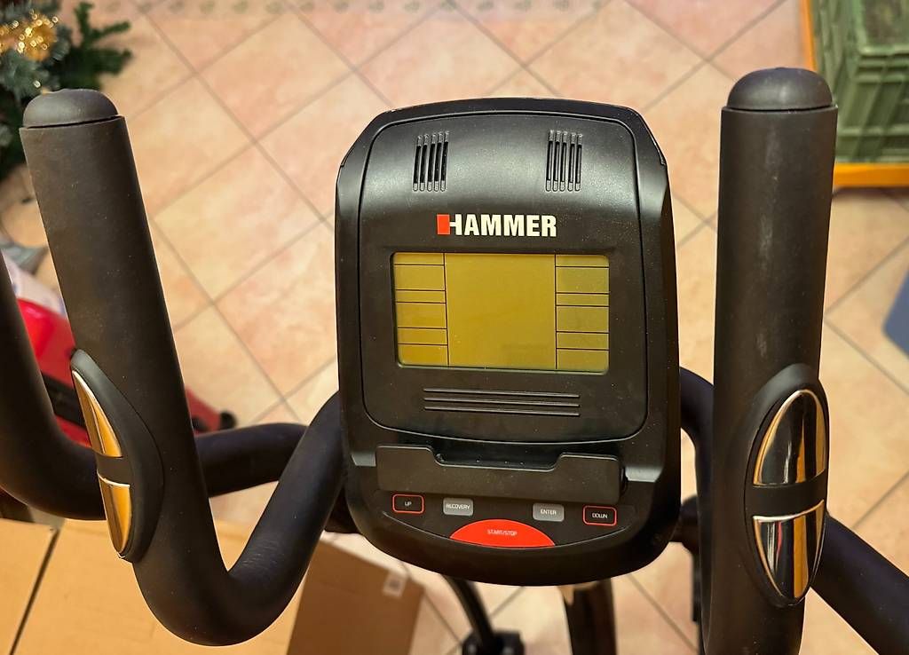 Hometrainer: Vélo elliptique Hammer – Usato da Les Geneveys-sur-Coffrane venduto da Petchu 1