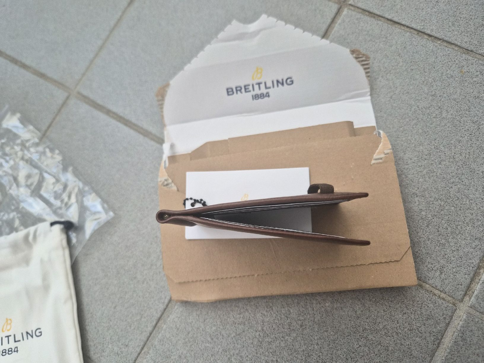 Breitling Montres: Breitling Geldbörse – Neuf avec emballage d'origine à Oberglatt ZH par Hamilton 4