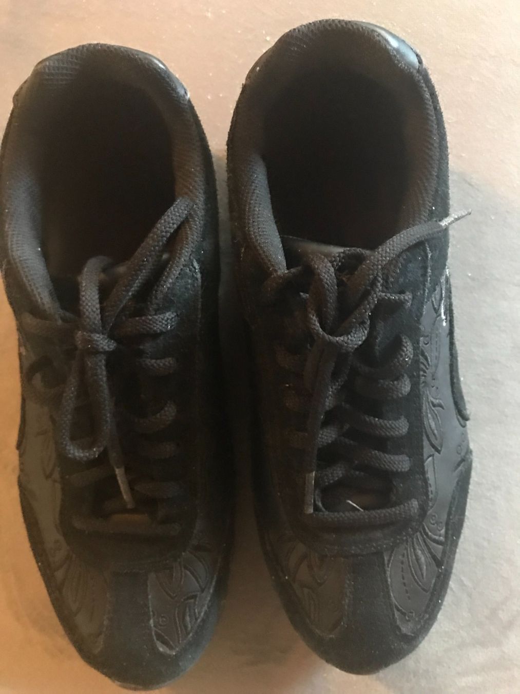 Scarpe da donna: Damen Sneakers, Schwarz Grösse 37 – Usato da Opfikon venduto da Sonnenuntergang12 2