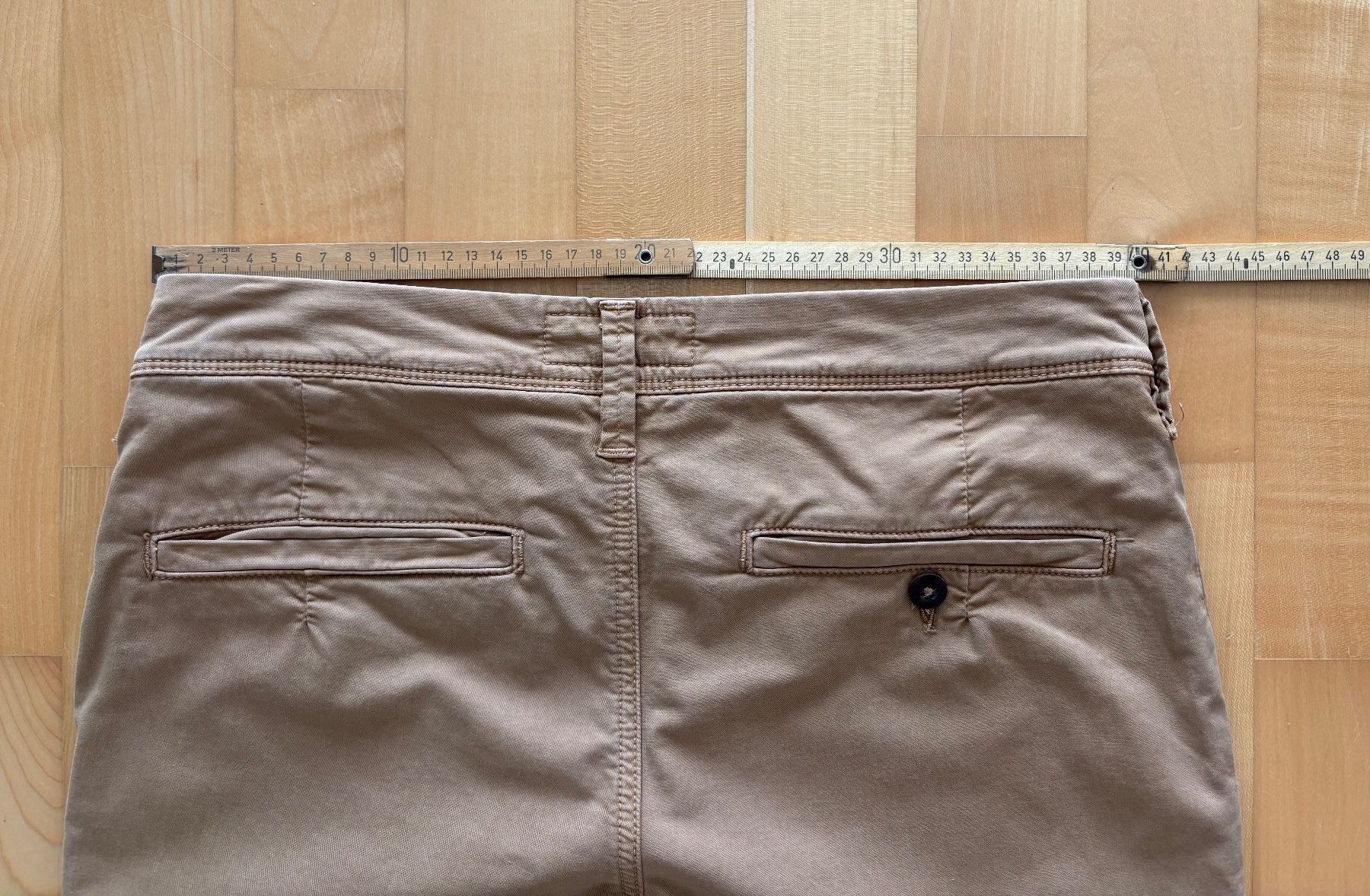 American Eagle Pantaloni: Chino Hose American Eagle – Usato da Winterberg ZH venduto da vanilleinspiration 4