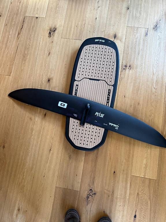 Planches de surf: Foil core pulse pumpfoil – D'occasion à Amden par labomba2 1
