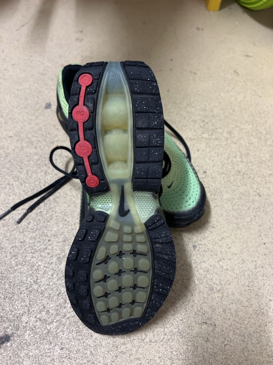 Nike Herrenschuhe: Nike Air Max Dn Schuhe Grösse 40 – Gebraucht aus Freienbach von Julmar96 1