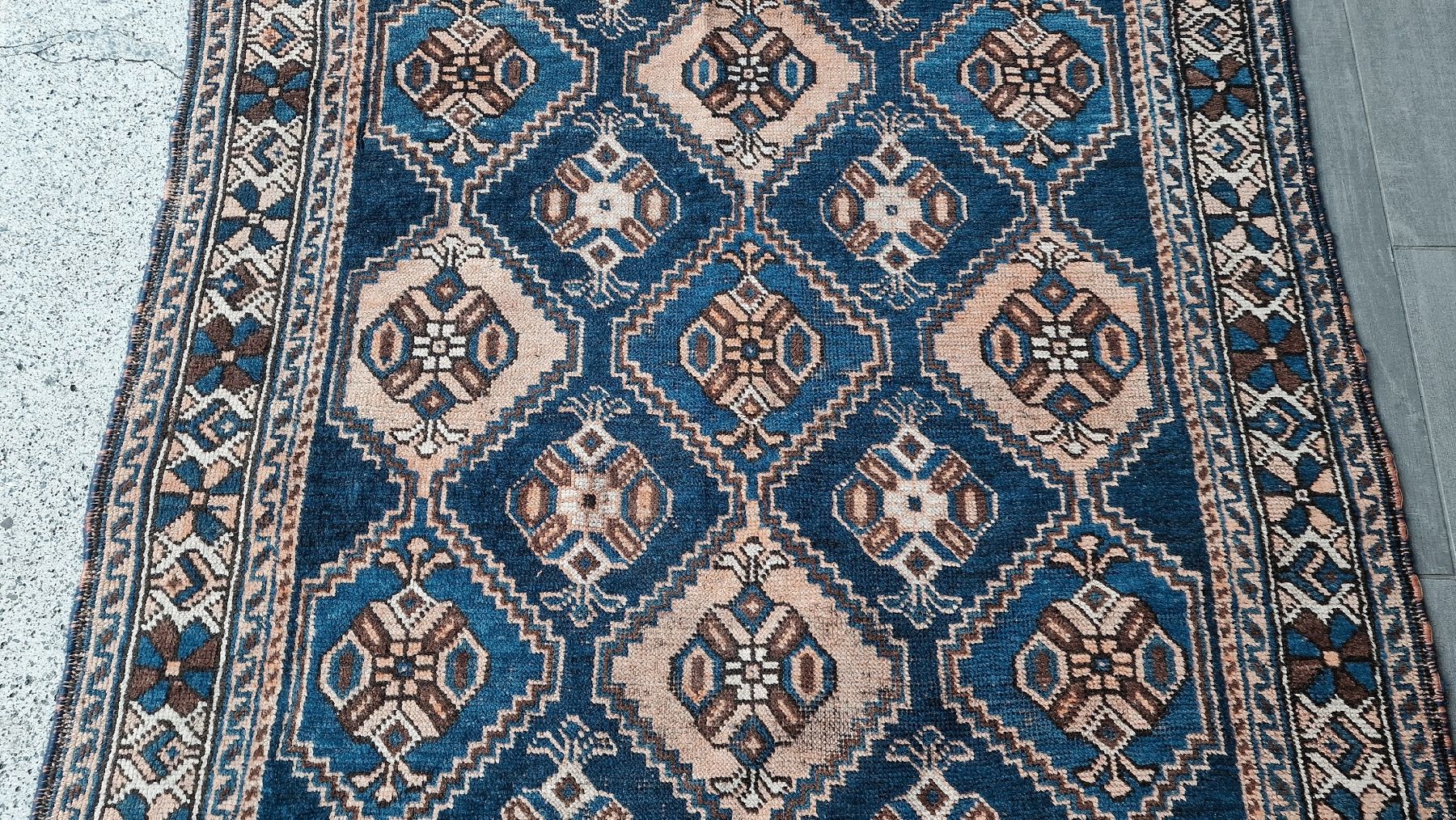 Tappeti: Antiker Teppich – Usato da BERN venduto da Intarsia 2