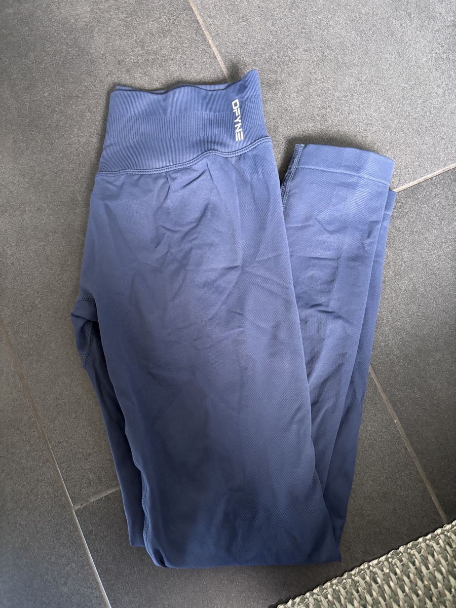 DFYNE Leggings: Dfyne impact Leggins, dunkelblau, Gr. M – Nuovo (secondo la descrizione) da Seuzach venduto da len_6mrv
