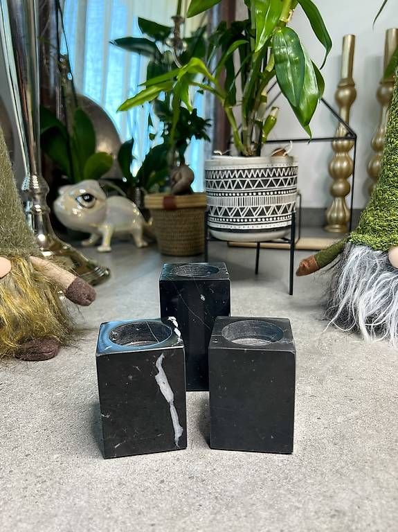 Tutte le decorazioni: 3 piece decorative stone candle holders - New! – Nuovo e nell'imballaggio originale da Cama venduto da UnleashdByAna 1
