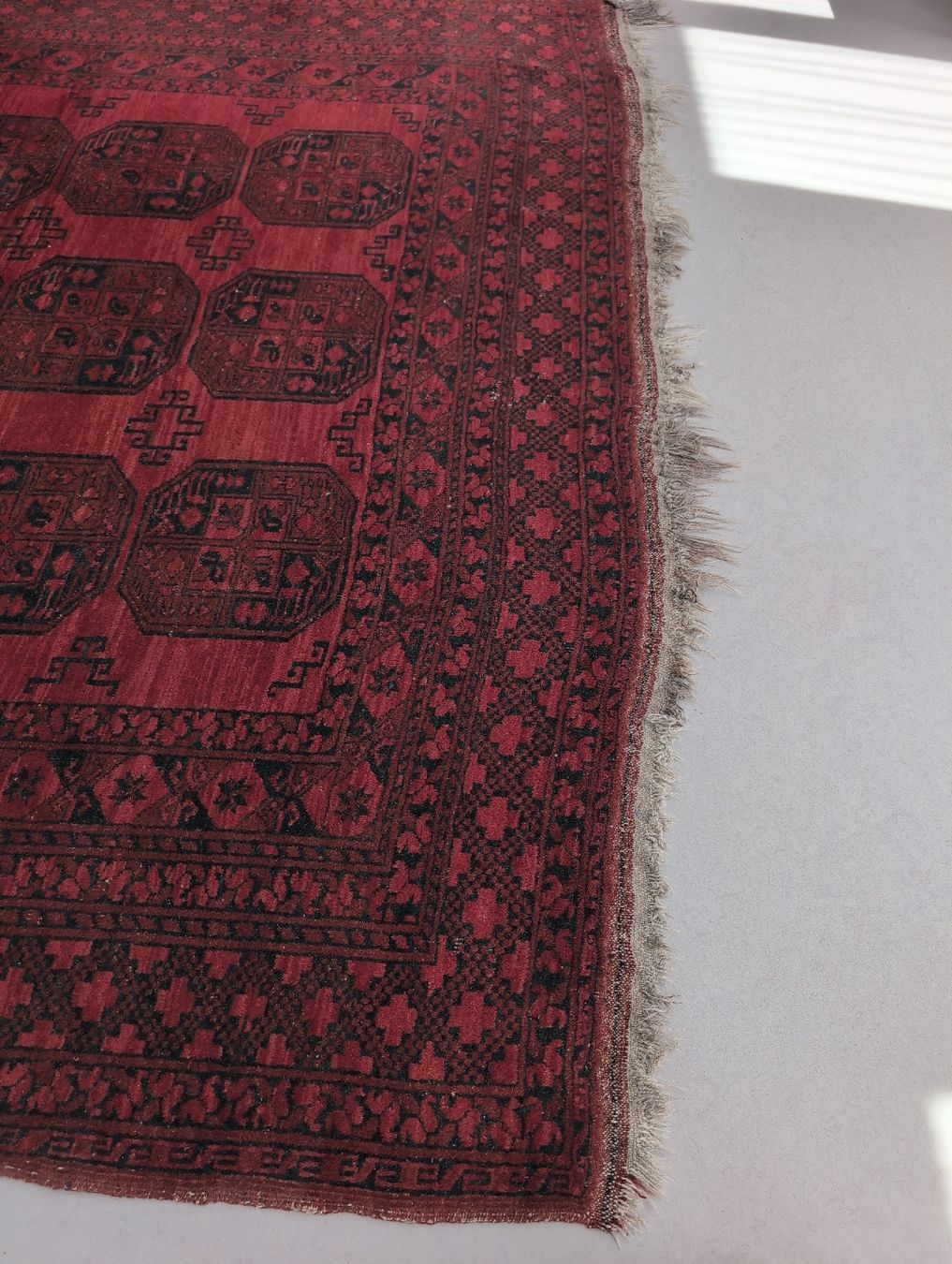 Tappeti: Orientteppich rot schwarz gemustert – Usato da Alt St. Johann venduto da Jst6 2