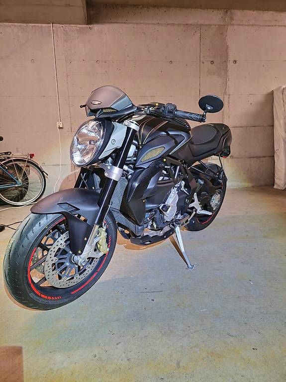 MV Agusta Strada: Mv Agusta Brutale B3 675 – Usato da Thierachern venduto da Azarc2 1