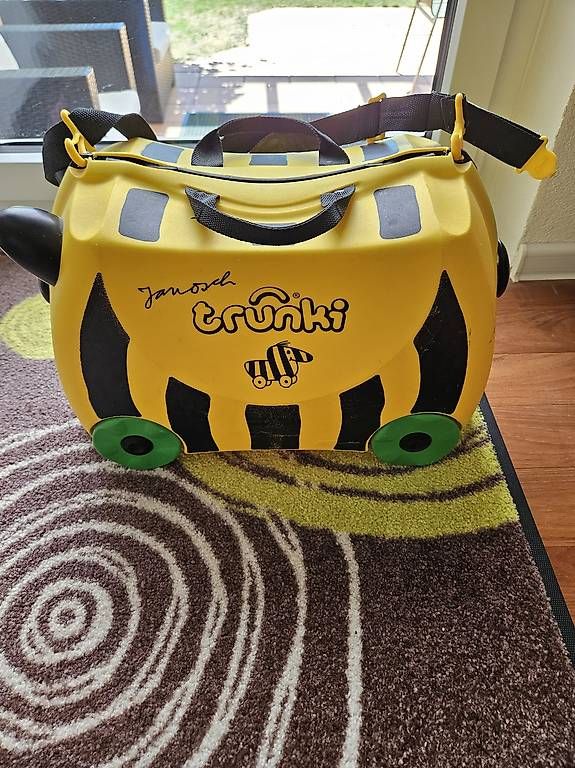 Trunki Reisekoffer: Trunki Rollkoffer 1x Janosch und 1x Chüeli – Gebraucht aus Kloten von Jaikai 1