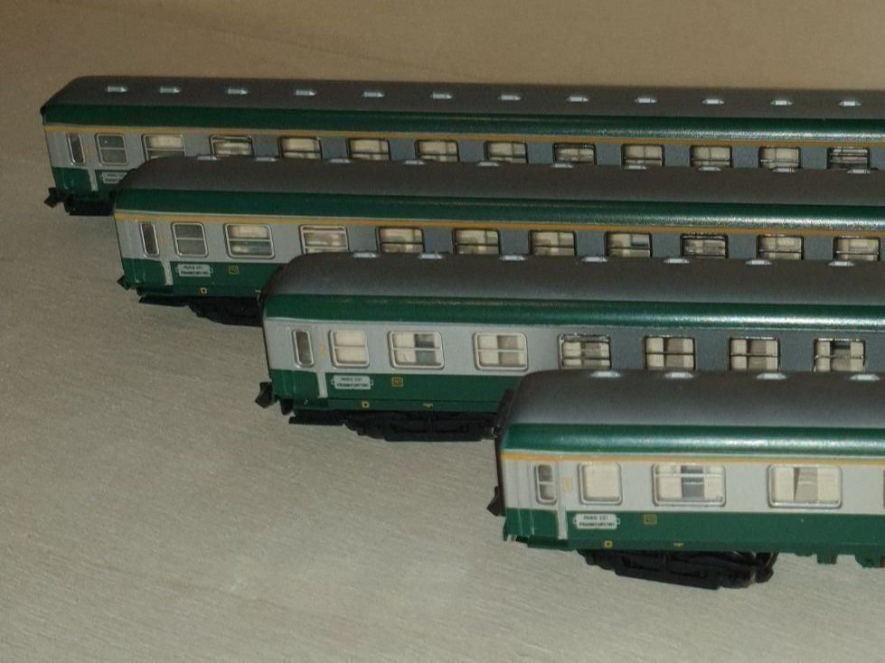 Lot 4 Voitures Voyageurs SNCF Trois Essieux – CPMR – Époque 3 – Kit HO