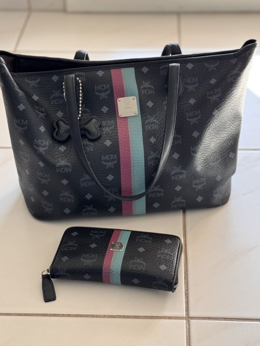 Mcm Sacs femmes: MCM Tasche mit Portmonee – D'occasion à Besenbüren par susanna33