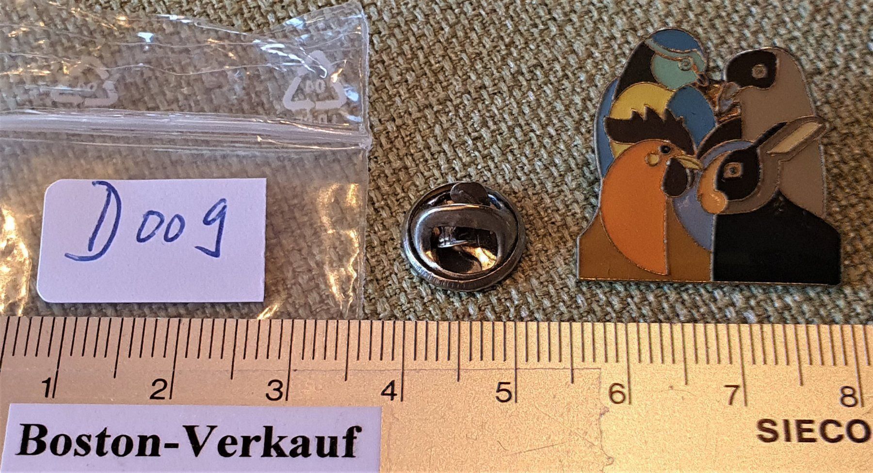 Placchette & Badge: D009 - Pin Taube Vogel Hun Hase Tier – Usato da Reinach BL venduto da Boston-Verkauf 2