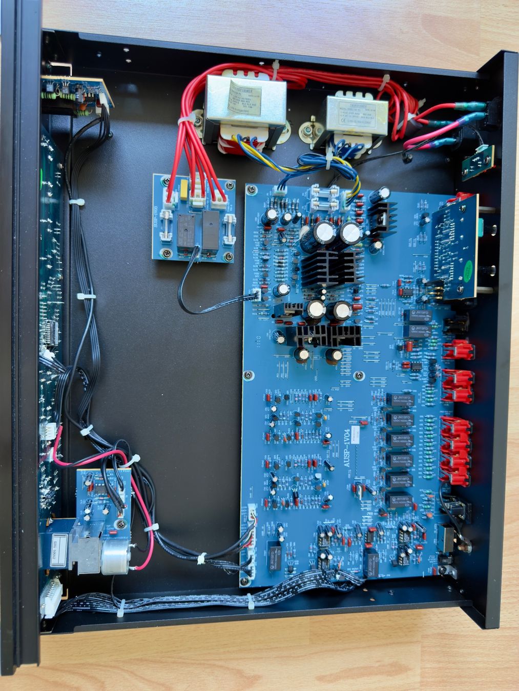 Amplificatori: EMOTIVA USP1 – Usato da Rüfenach AG venduto da izh_sp7f 4