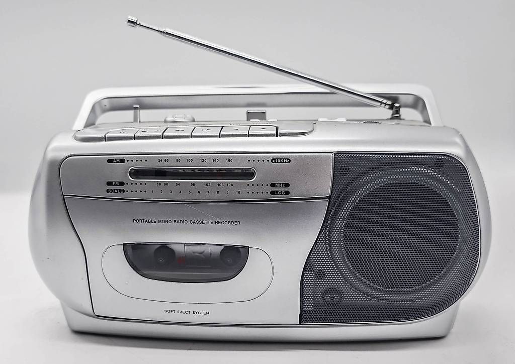 Radios: Radioregistratore mono – D'occasion à Sagno par cca_q6yr