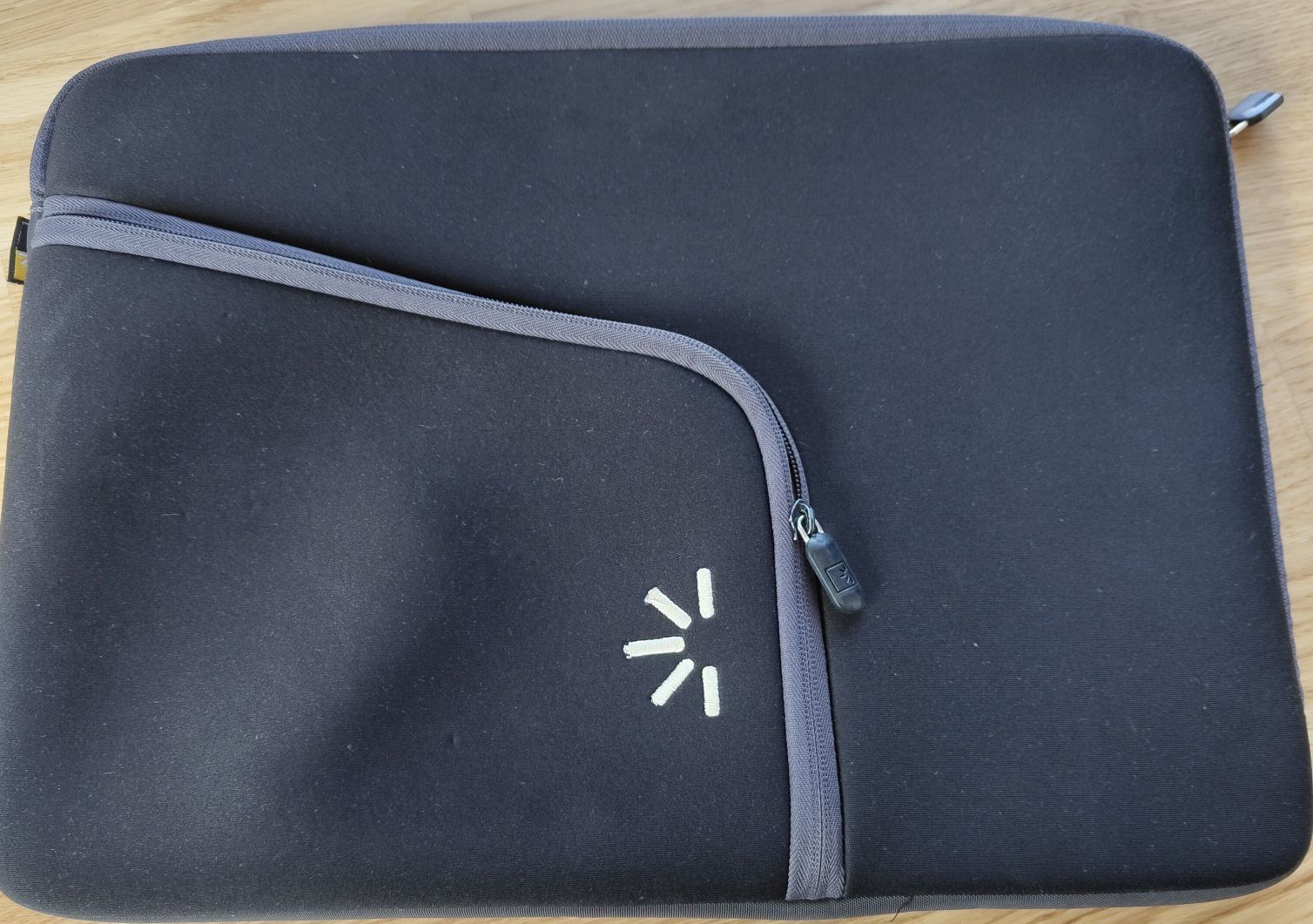 Borse: Schwarze Laptoptasche 40 cm diagonale – Usato da Zürich venduto da Slevin2710