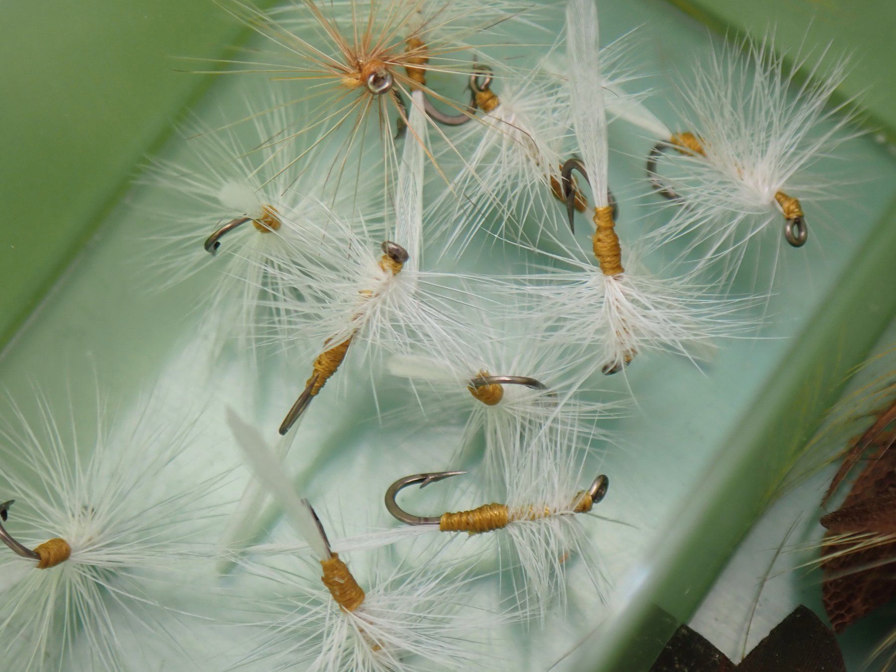 Köder: Fliegen, Fliegenfischen 100 Stück - Total Fr. 40.- – Neu (gemäss Beschreibung) aus Nassenwil von Fwalti01 9