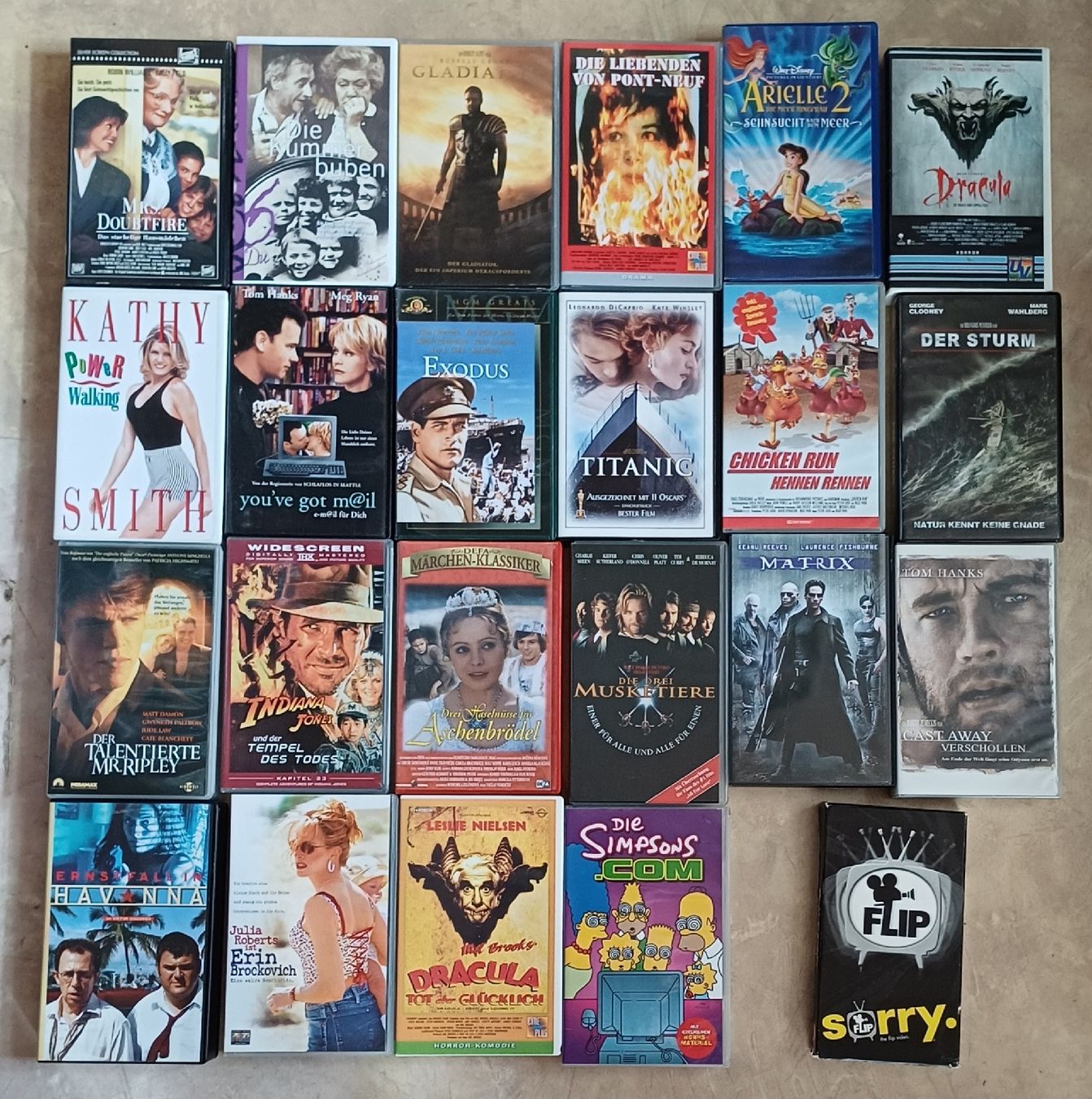 Tutti i VHS: 23 VHS Video Kassetten – Usato da Merenschwand venduto da Brockinell
