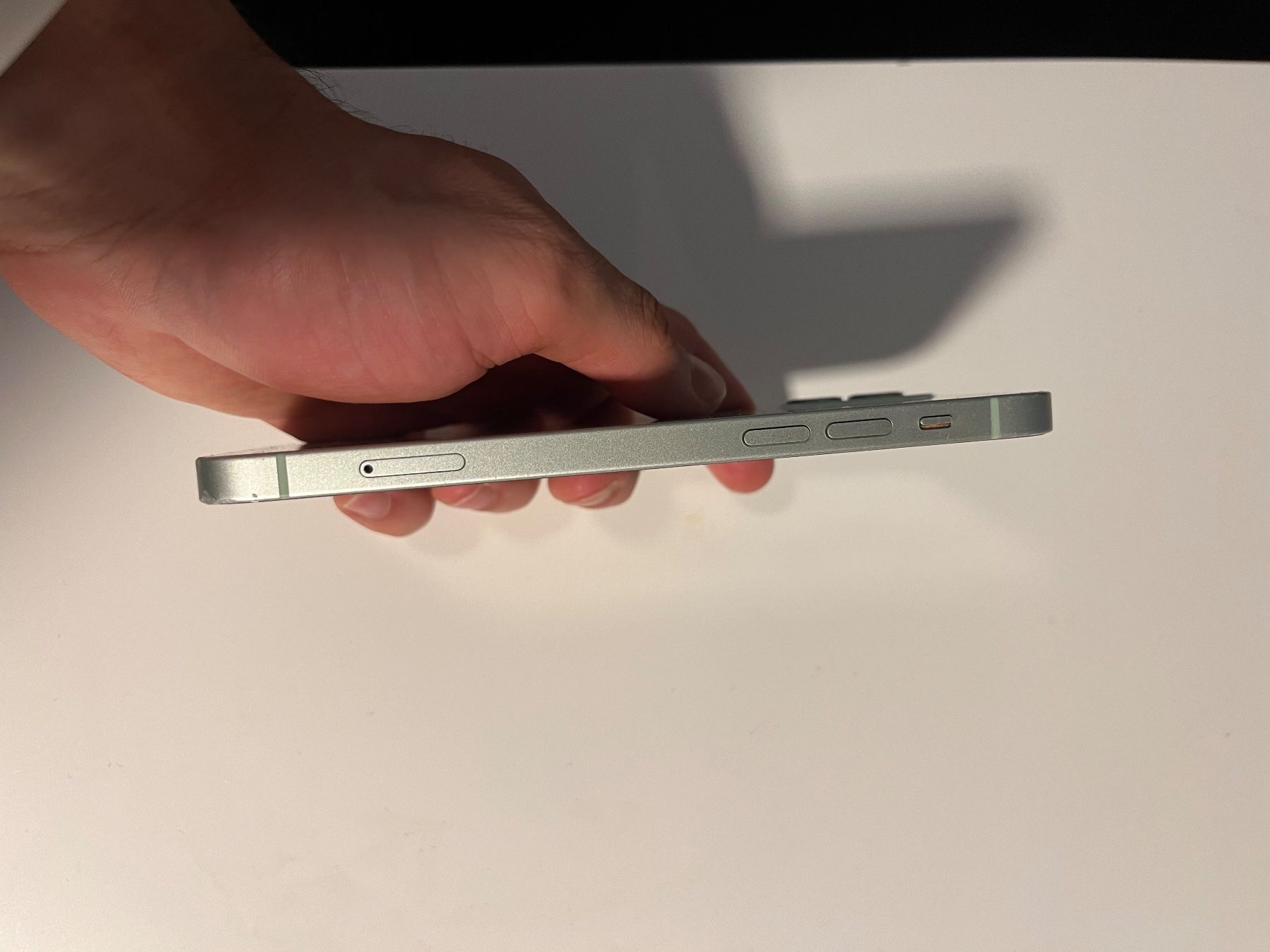 Apple Portables: iphone 12 128 GB – D'occasion à Hildisrieden par mur_qw86 2