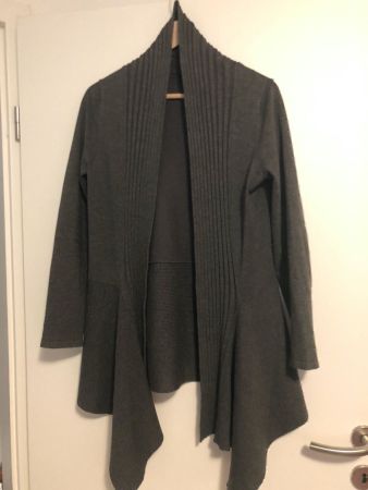 Schöne Damenstrickjacke von Gerry Weber