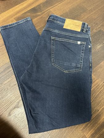 Zara Jeans, Gr. 46, Dunkelblau, neuwertig für den Herbst